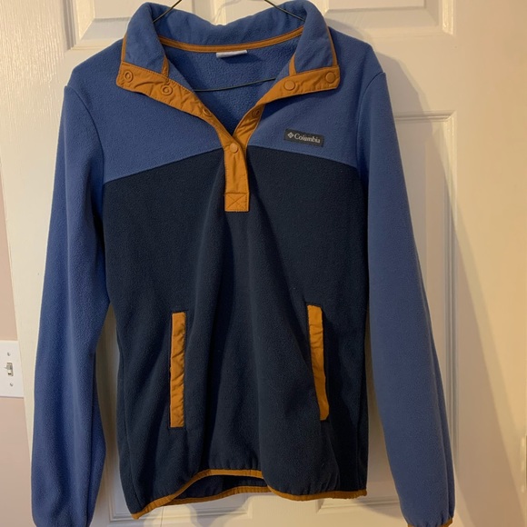 Columbia Sweaters - Columbia Snap Button Pull Over